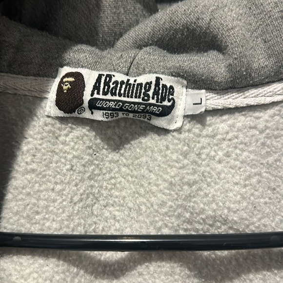 BAPE A BATHING APE HOODIE - Picture 12 of 17